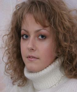<p class='ppt-number'>221 779 + PIN 812</p><p class='ppt-pricing-de'>1,99 Euro/Min.</p>