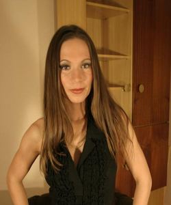 <p class='ppt-number'>221 779 + PIN 809</p><p class='ppt-pricing-de'>1,99 Euro/Min.</p>