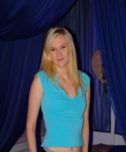 <p class='ppt-number'>09005 208 908 895</p><p class='ppt-pricing-de'>1,99 Euro/Min. im dt. Festnetz - Mobilnetz ggf. abweichend</p>